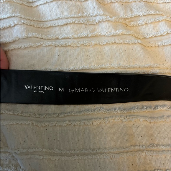 Valentino black belt medium - Picture 3 of 3